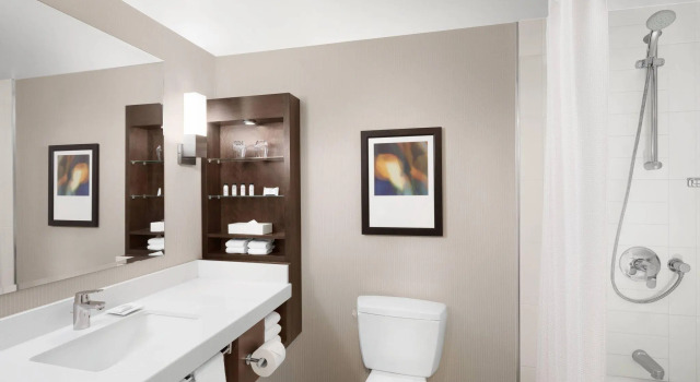 Deluxe Vierer Zimmer Delta Hotels by Marriott Calgary South