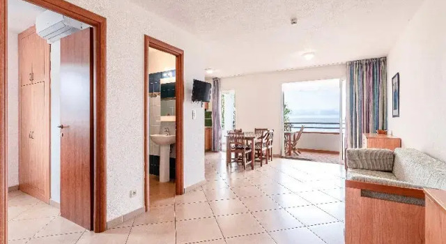 Кровать в общем номере Residence Vacanceole Sognu di Rena