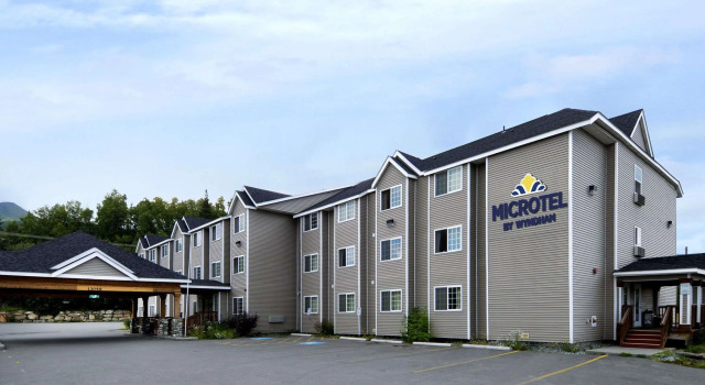 Microtel Inn & Suites by Wyndham Eagle River/Anchorage Area, Rezerwuj Hotel Eagle River Alaska