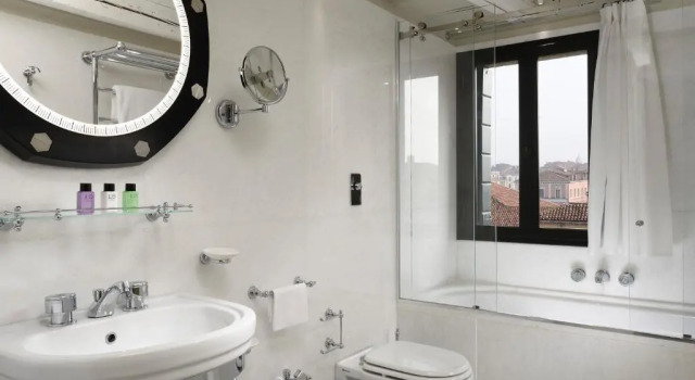 Полулюкс Deluxe Hotel LOrologio Venezia - WTB Hotels