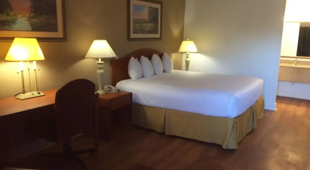 Centerstone Inn Doswell At Kings Dominion, Забронировать Отель Досуэлл Виргиния