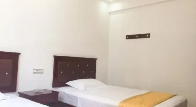 Tengjing Hostel, Prenota Ostello Enshi Prefecture Cina
