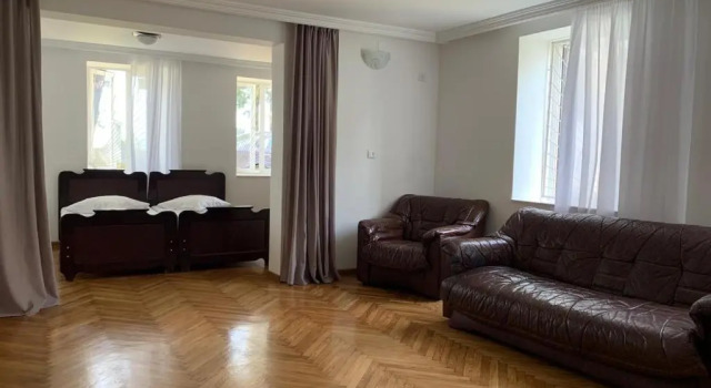 House 122, Book Hotel Kobuleti 
