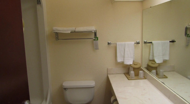 Полулюкс Executive Inn and Suites Wichita Falls