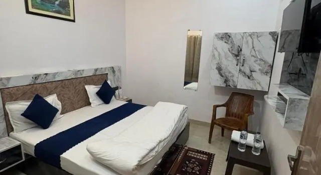 Двухместный номер Deluxe Shri Radhe Radhe Paying Guest House