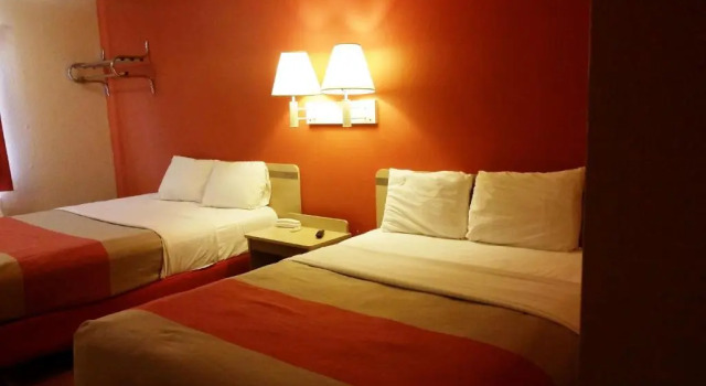 Четырёхместный номер Standard Motel 6 Elk City, Ok