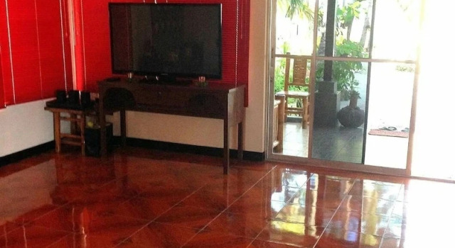 Micky Santoro Beach House, Book Hotel Hoteller i Bantayan med parkering, Parkering