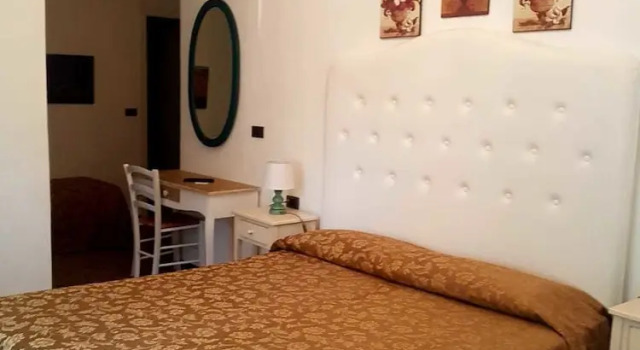 Трёхместный номер Economy Hotel La Vela-Castello Il Rifugio