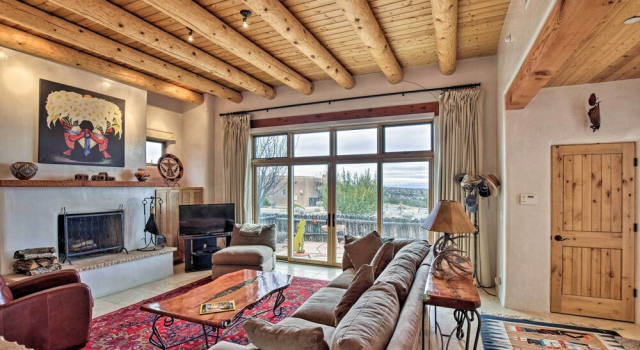 Adobe-style Home w/ Views < 5 Mi to Santa Fe Plaza, Varaa Lomakoti Santa Fe New Mexico