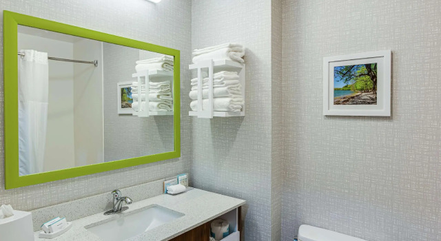 Четырёхместный номер Standard Hampton Inn Oak Grove Fort Campbell