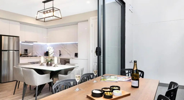 Апартаменты Manhattan Apartments - Caulfield North