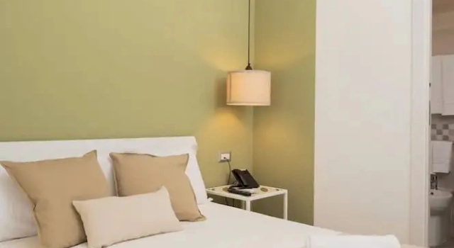 Двухместные апартаменты с балконом Zest House