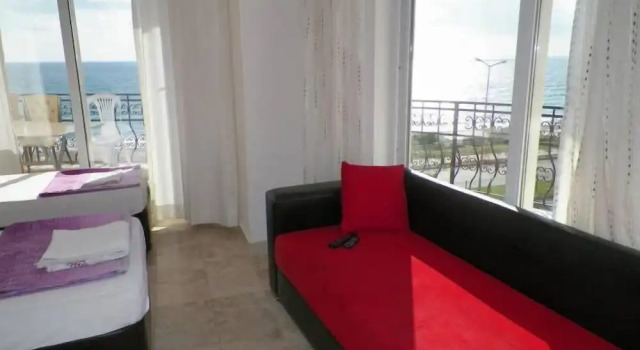 Семейный номер Standard с балконом Deniz Suit Hotel