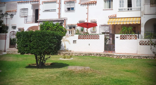 1048 Casa Jazmin, Забронировать Апартаменты/квартира Апартаменты Нерха, рядом с Пляж Бурриана, Апартаменты/квартира