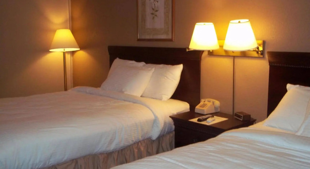 Crookston Inn and Convention Center, Varaa Hotelli Hotellit Minnesota pysäköinnillä, Pysäköinti