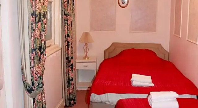 Апартаменты Standard с 3 комнатами Kensington Court ApartHotel