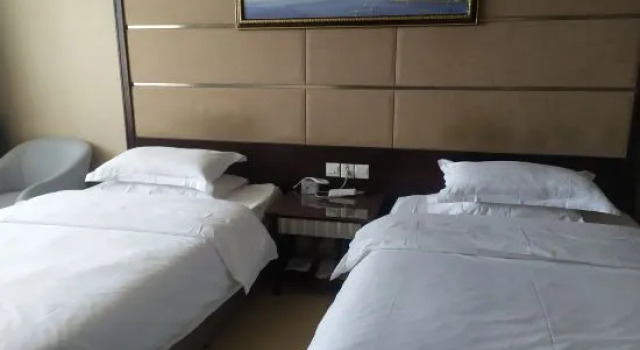 Люкс Business Karamay Baonai Business Hotel