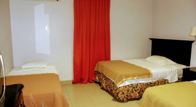 Standard Triple room Hotel Meryland