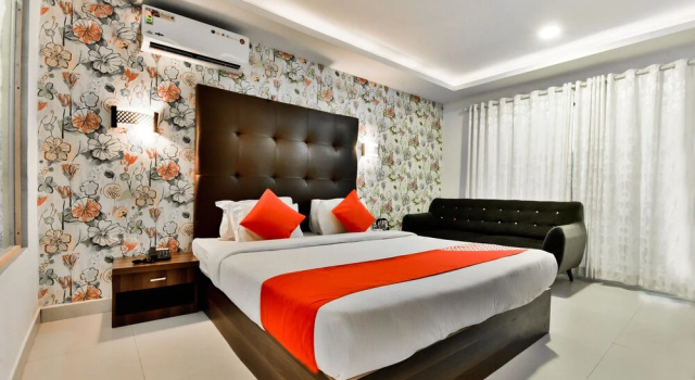 OYO 18404 Pebble Shore Resort