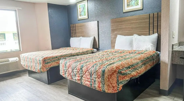 Четырёхместный номер Standard Relax Inn By Oyo Jackson MS Hwy 80 I-20