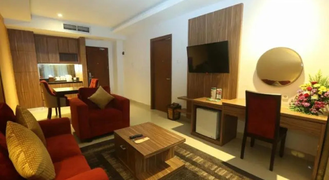Suite 1 camera da letto Lorin Dwangsa Solo Hotel