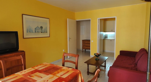 Апартаменты c 1 комнатой с балконом Residhotel Villa Maupassant
