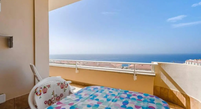 Апартаменты Amazing apartment with sea views PA06