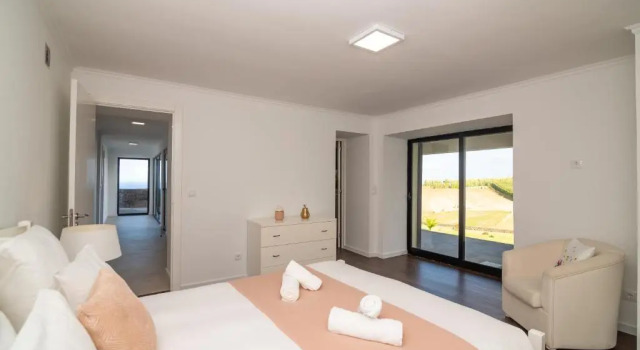 Casa da Belavista with Jacuzzi, Забронировать Отель Нордешти Сан-Мигел