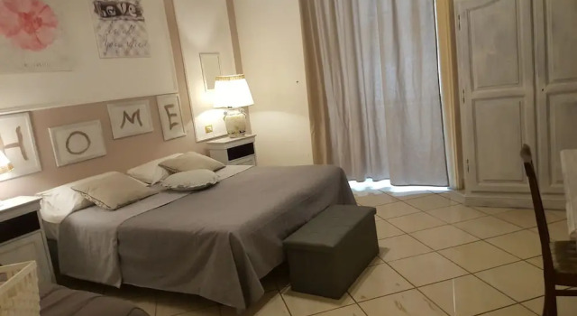 Четырёхместный номер Standard B&B Napoli Centrale Centro