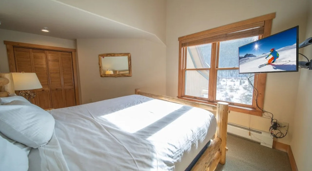Red Hawk Townhomes 2342