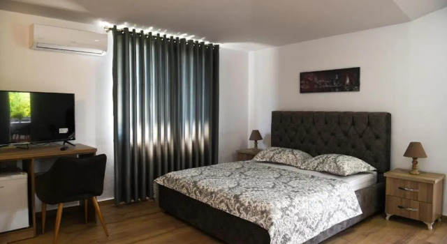 Трёхместный номер Standard с видом на сад Hotel Vila Arbri