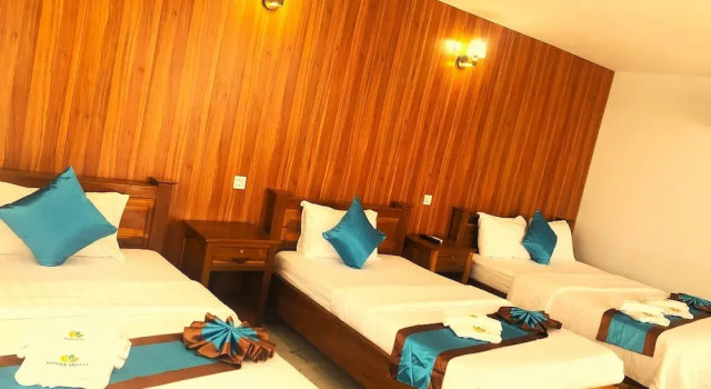 Номер Deluxe Kampot Sunny Hotel