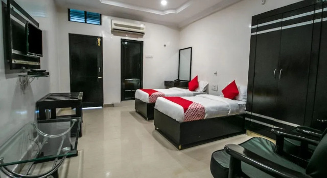 V V Pride by OYO Rooms, Réserver Hôtel Hyderabad 
