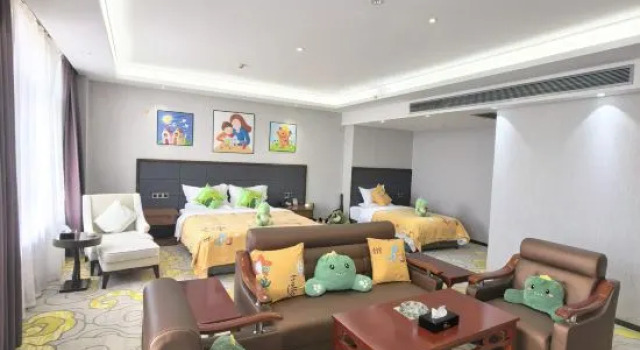 Семейный тент Sky Fortunes Hotel