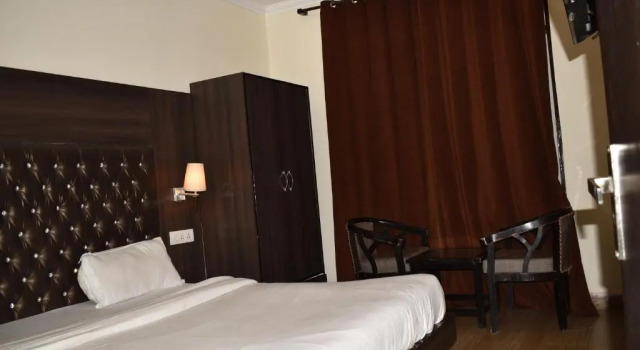 Tapasthali By Meera Hotels, Rezervovat Hotel Rišikéš Uttarakhand
