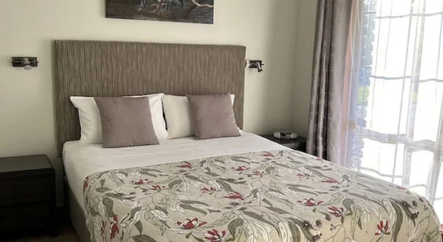 Апартаменты Standard Greenways Holiday Units