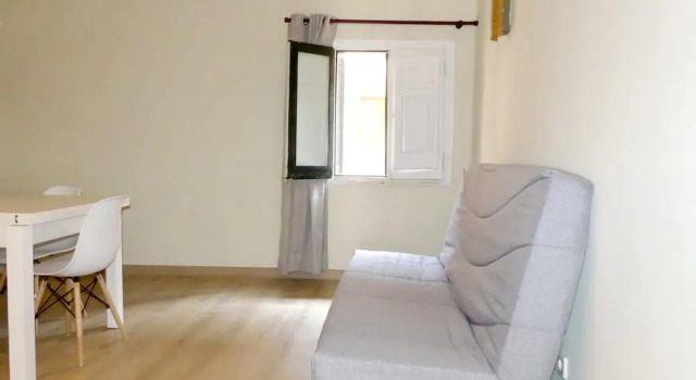 Apartment With one Bedroom in Vic, With Wifi - Near the Beach, Réserver Appartement Vic 