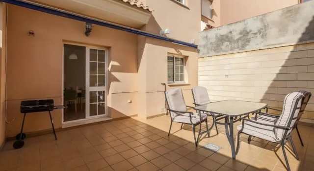 Villa Marquesado, Prenota Villa Dos Hermanas Provincia di Siviglia