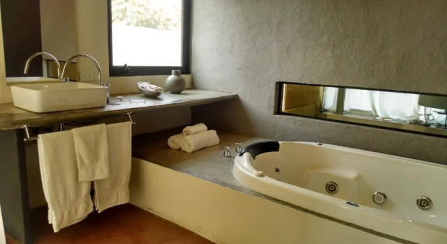 Номер Standard с балконом и с красивым видом из окна Hotel Boutique La Milagrosa