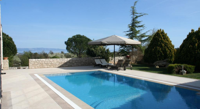 Villa Harmony, Rezervați Vilă Rakalj Istria