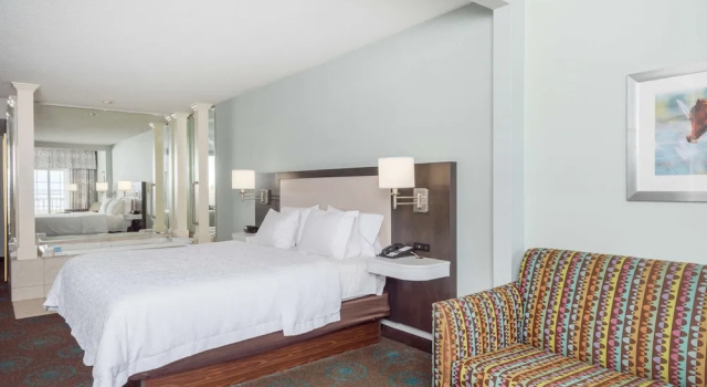 Двухместный номер Standard с видом на воду Hampton Inn & Suites Chincoteague-Waterfront, Va