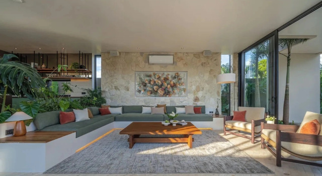 The Line - 5BR Luxury Villa with Cinema & Hot Tub in Umalas, Varaa Villa Mökit kohteessa Bali, Mökki