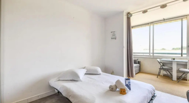 Charming studio with parking 2 minutes from the sea in La Ciotat - Welkeys, Забронировать Апартаменты/квартира Отели Ла-Сьота с парковкой, рядом с Plage d'Arène Cros, Парковка