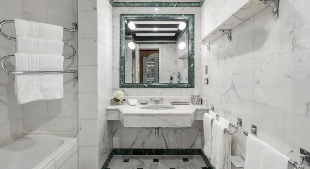 Номер Connecting Helvetia&Bristol Firenze   Starhotels Collezione