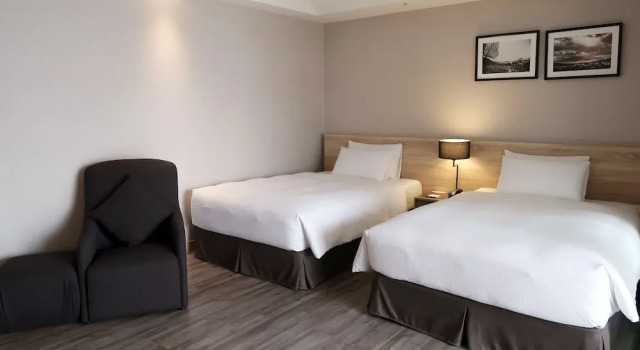 Двухместный номер Deluxe с балконом The HO Hotel