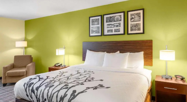 Номер Standard Sleep Inn And Suites
