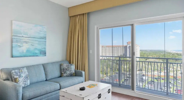 Коттедж c 1 комнатой с балконом Miramar Beach Studio w/ Pool, Tennis & Walk to Beach Luau Eastern Sky