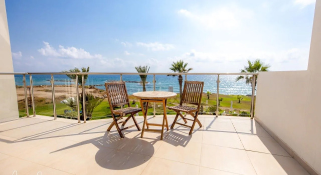 Люкс c 1 комнатой с видом на море Blue Lagoon Kosher Hotel