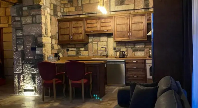 Amazing Stone House with Private Pool in Iznik, Rezerwuj Hotel İznik Stambuł