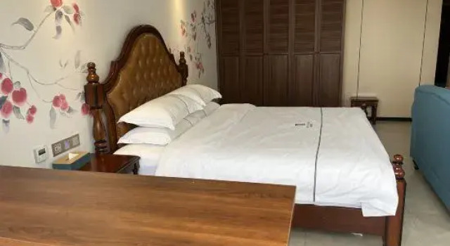 Люкс Business Lanyue Hotel (Xuchang Changge Yiwu Chengzhong Mao Ideal City Branch)